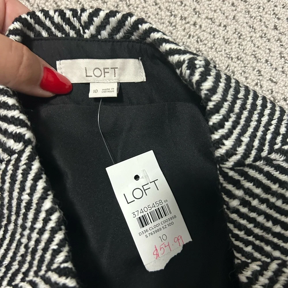 LOFT Herringbone Skirt NWT - Picture 3 of 3